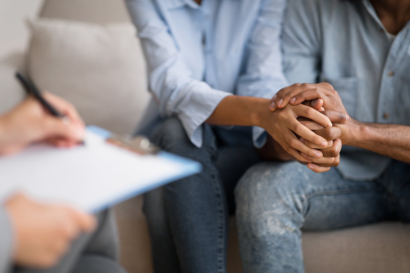An Affair of The Heart: Organizes Intensive Couples Retreats to Help Couples Revive Lost Love