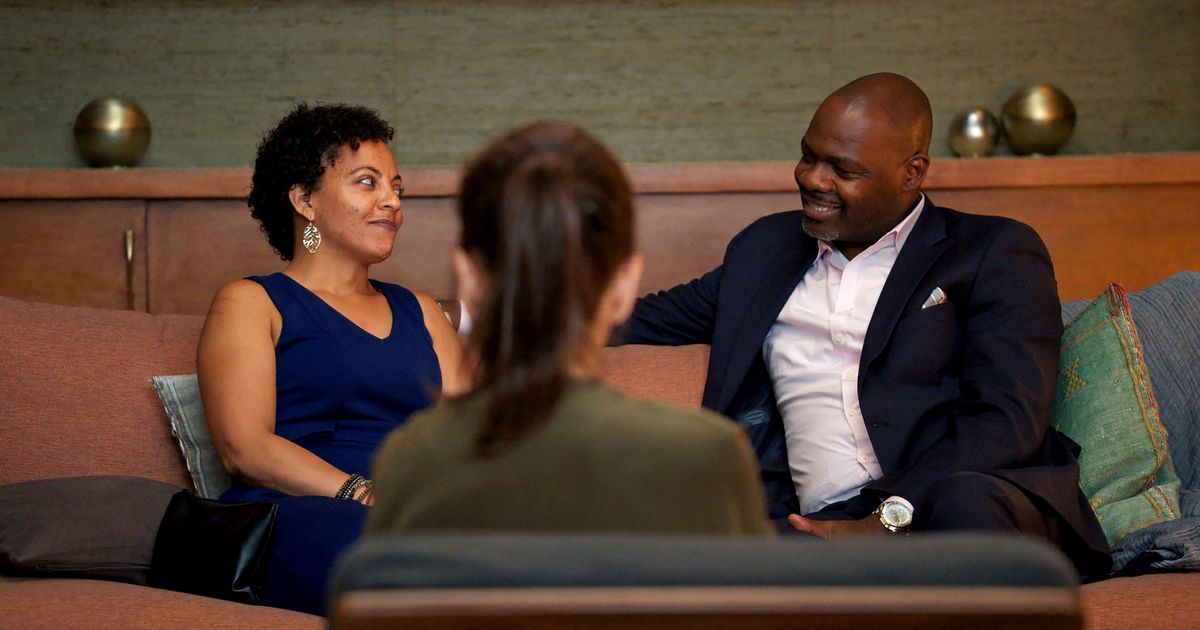 When to Consider a Couples Therapy Getaway